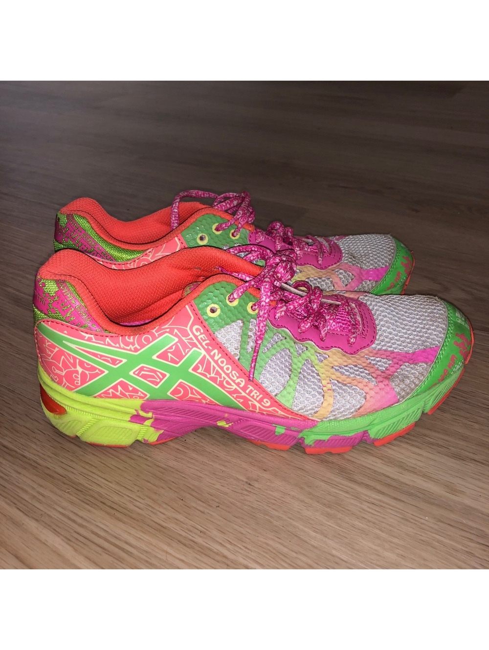 ASICS GEL NOOSA TRI 9 TRIATHLON RUNNING SHOES PINK GREEN YOUTH 6 WOMENS SIZE 7.5